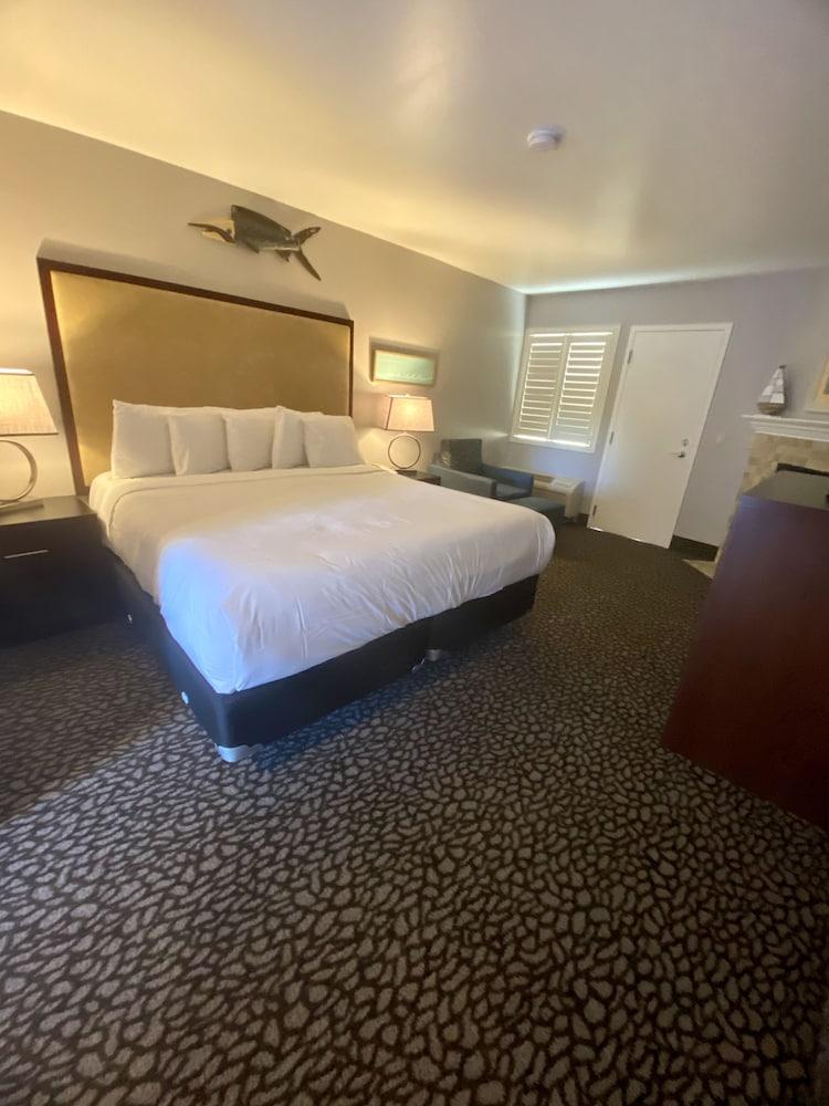 Motel Morro Shores And 3*